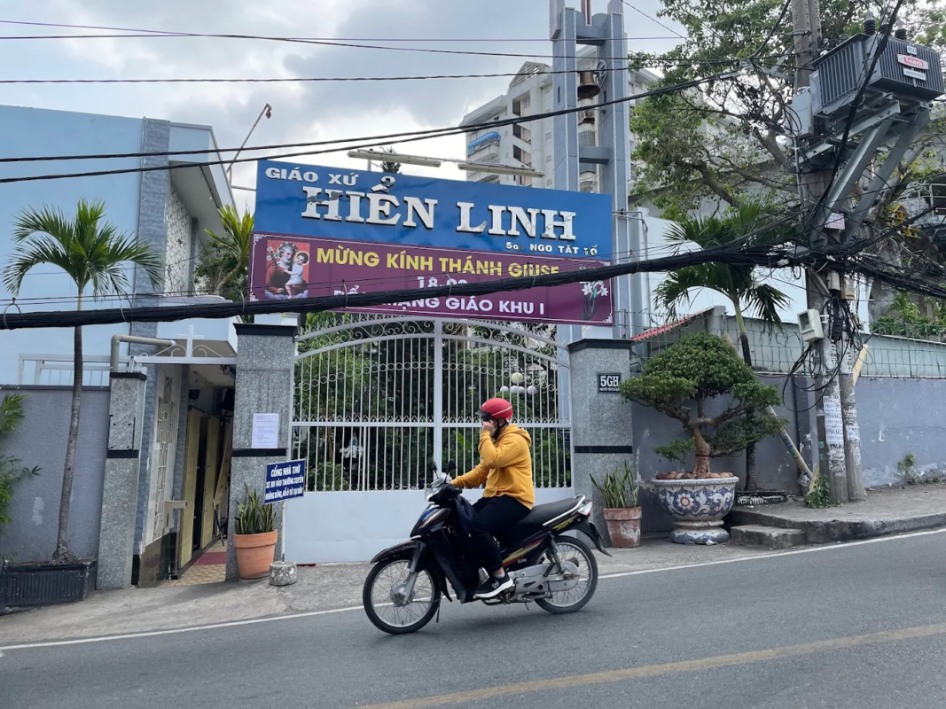 Giờ lễ Nhà thờ Hiển Linh Bình Thạnh