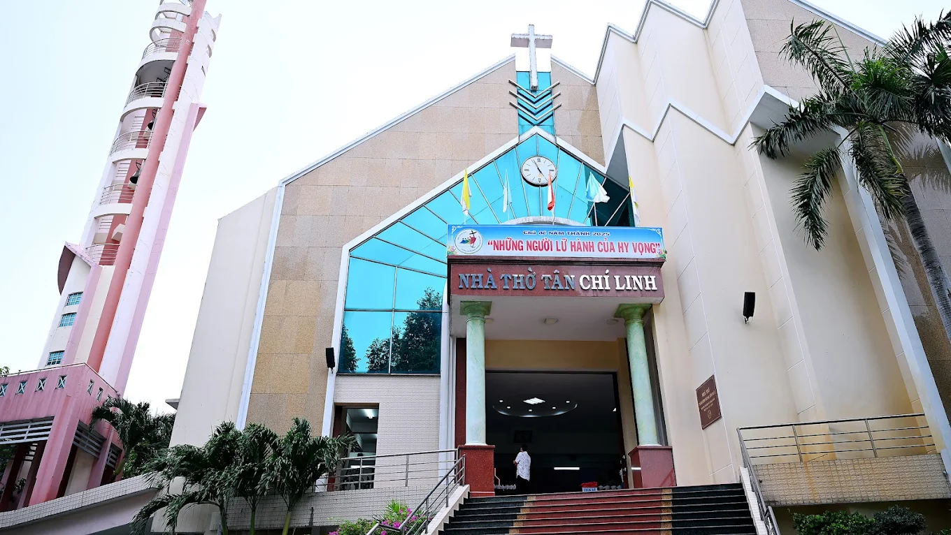 Giờ lễ Nhà thờ Tân Chí Linh
