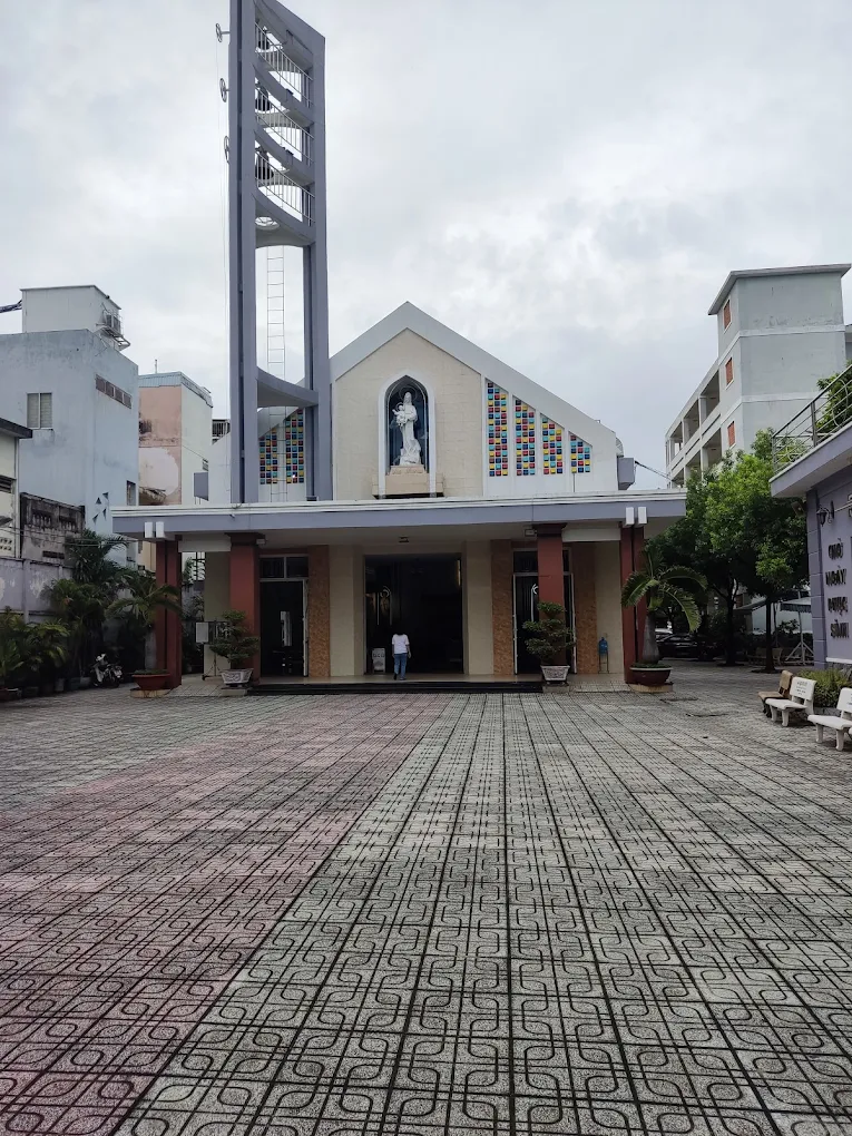 Giờ lễ Nhà thờ Tân Dân