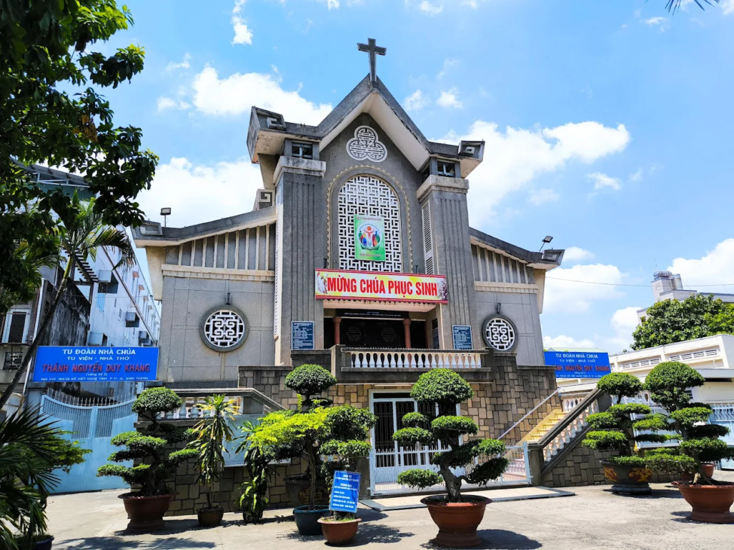 Giờ lễ Nhà thờ Thánh Nguyễn Duy Khang