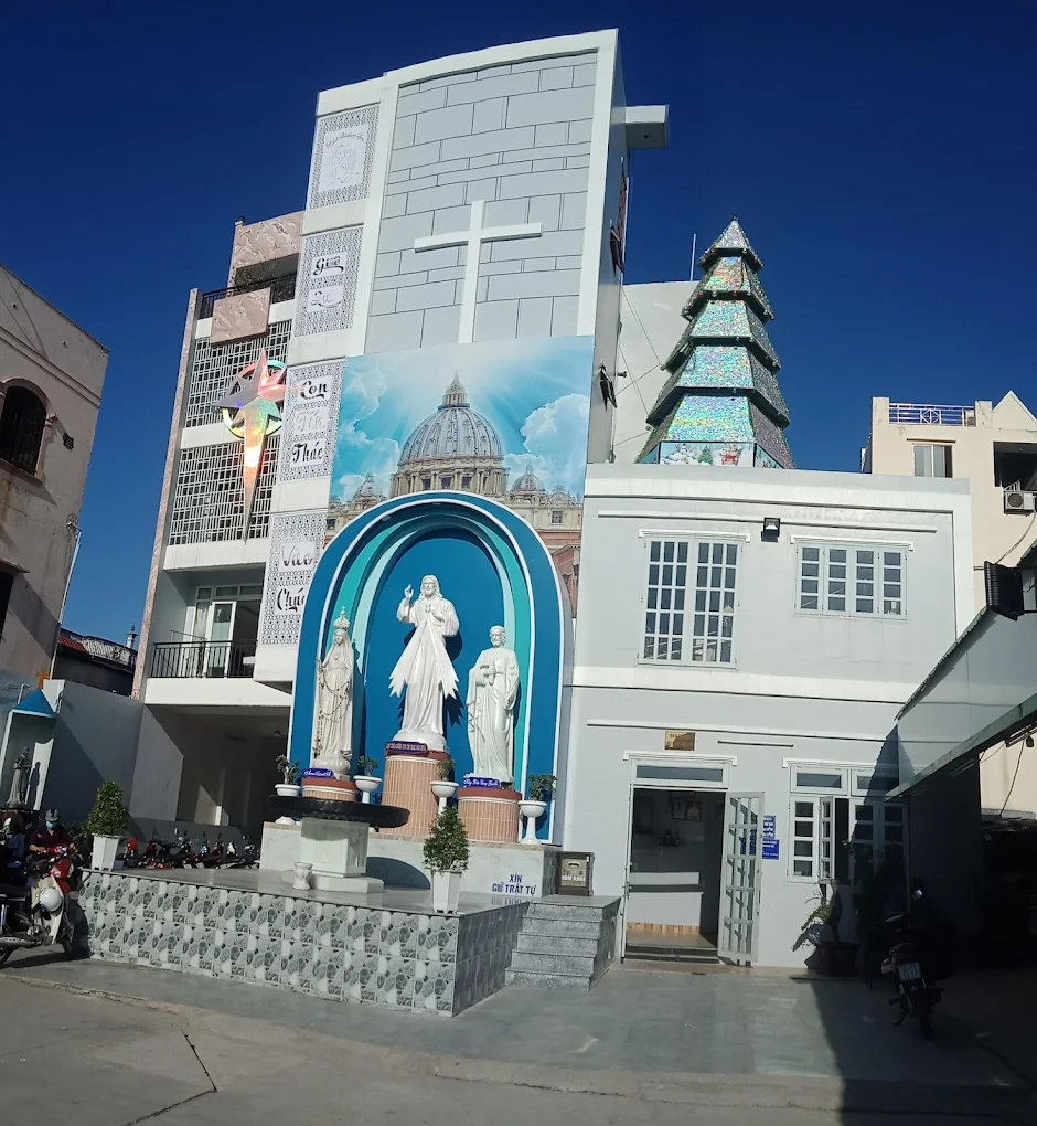Giờ lễ Nhà thờ Tân Hưng