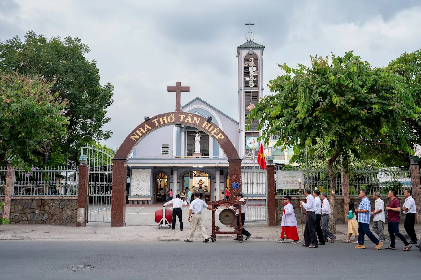 Giờ lễ Nhà thờ Tân Hiệp