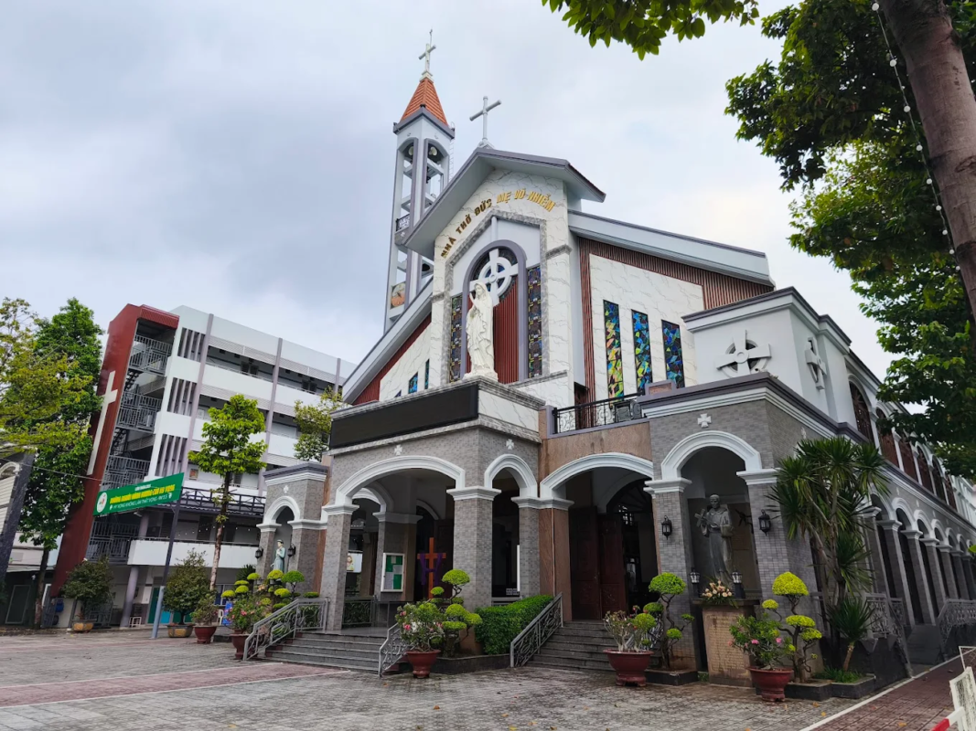 Giờ lễ Nhà thờ Chợ Cầu