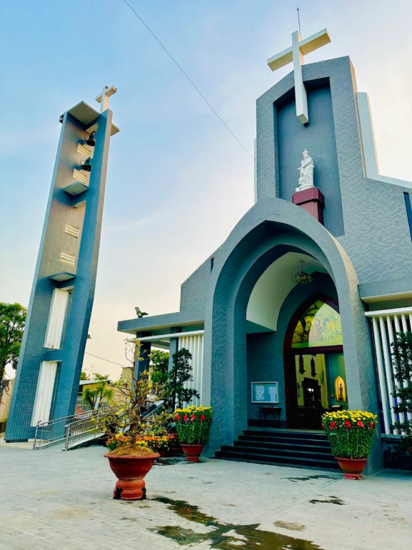 Nhà Thờ Giáo Xứ Long Đại