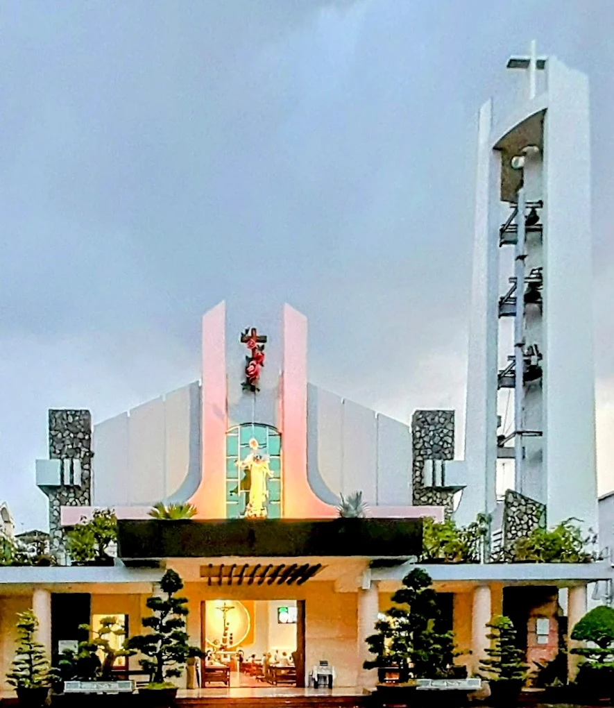 Giờ lễ Nhà thờ Tân Việt