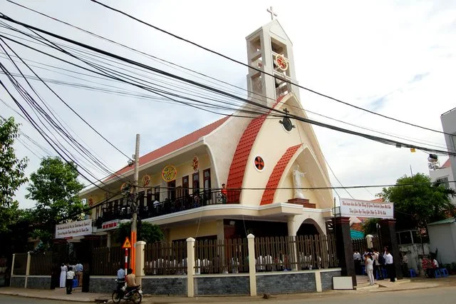 Giờ lễ Nhà thờ Thánh Tâm